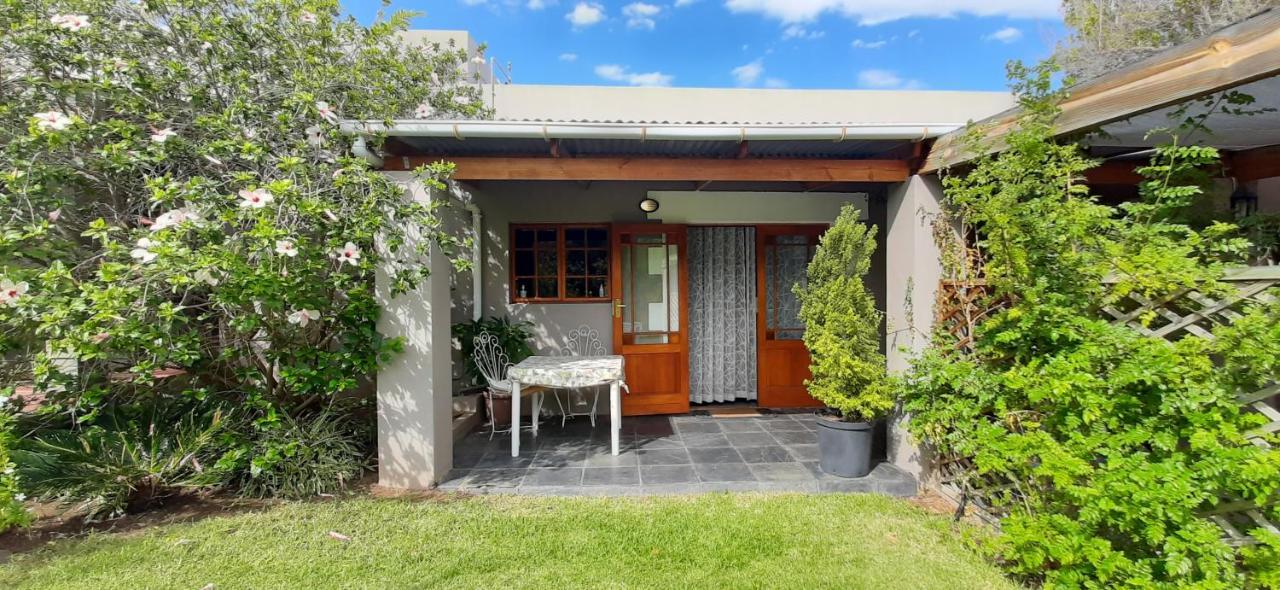 Abigail'S Garden Cottage มอนตากู ภายนอก รูปภาพ
